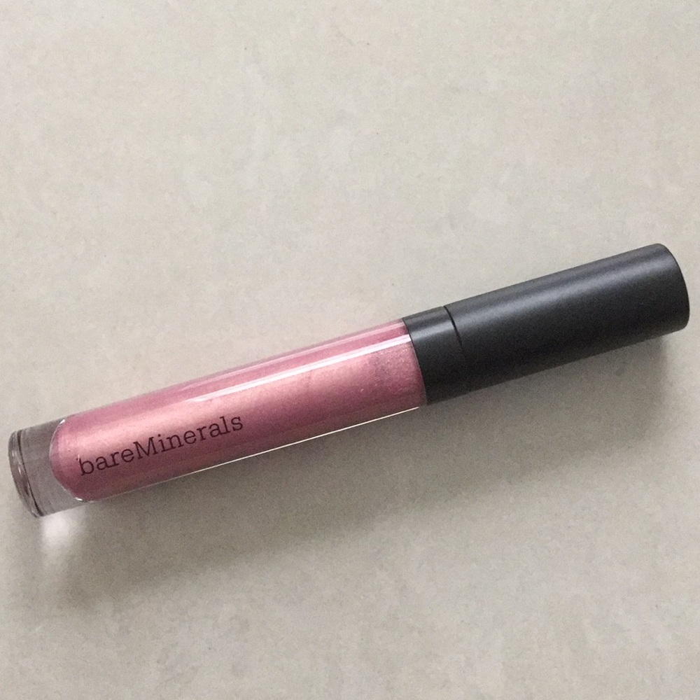 New BareMinerals Moxie Plumping Lipgloss stand out